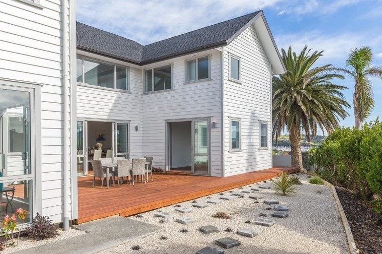 Photo of property in 2 Palm View Terrace, Gulf Harbour, Whangaparaoa, 0930
