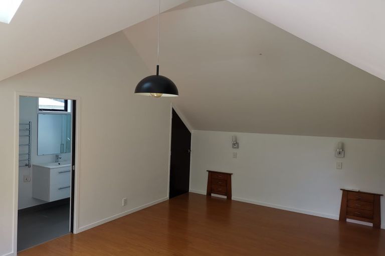 Photo of property in 18 Hobby Avenue, Birkdale, Auckland, 0626