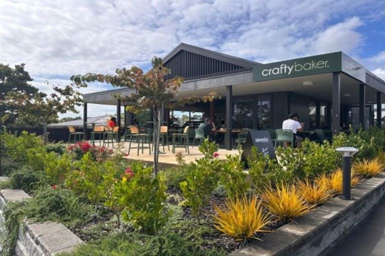 Photo of property in 335 Glengarry Road, Glen Eden, Auckland, 0602