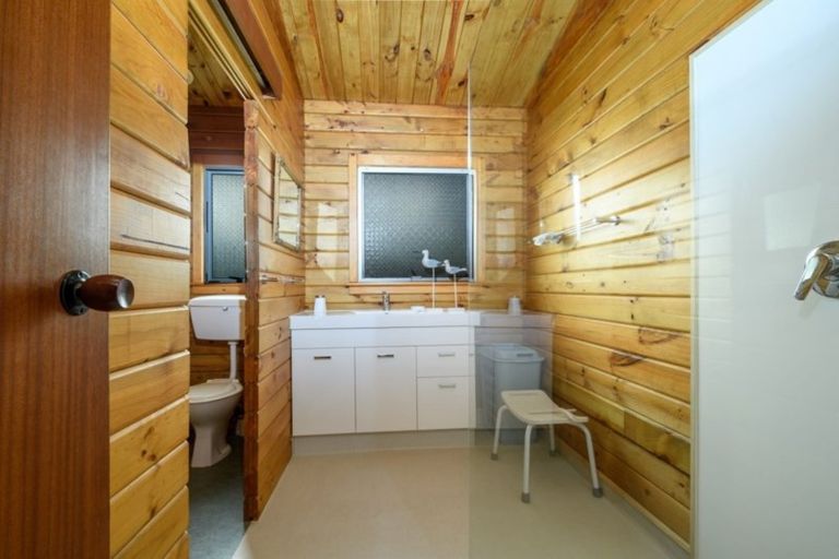 Photo of property in 236 Moetapu Bay Road, Moetapu Bay, Picton, 7282