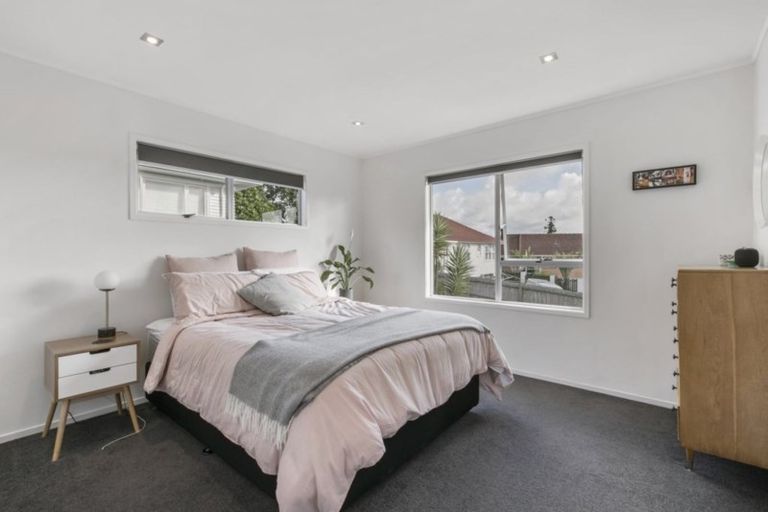 Photo of property in 37b Salisbury Road, Birkdale, Auckland, 0626