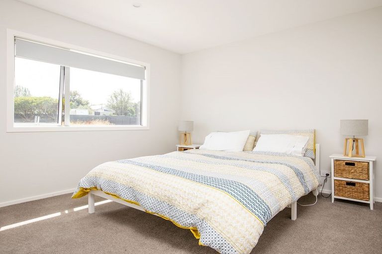 Photo of property in 18 Tarata Grove, Lansdowne, Masterton, 5810