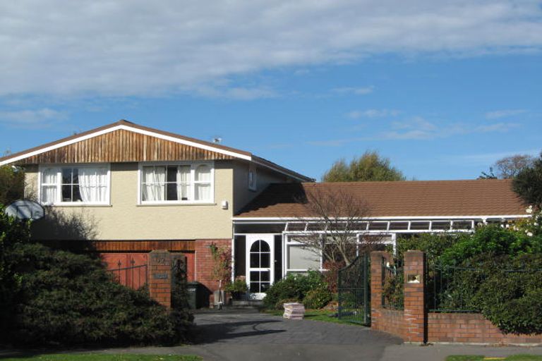 Photo of property in 12 Ladbrokes Place, Fendalton, Christchurch, 8052