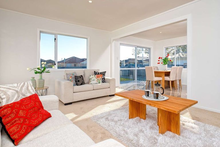 Photo of property in 115 Settlement Road, Papakura, 2110