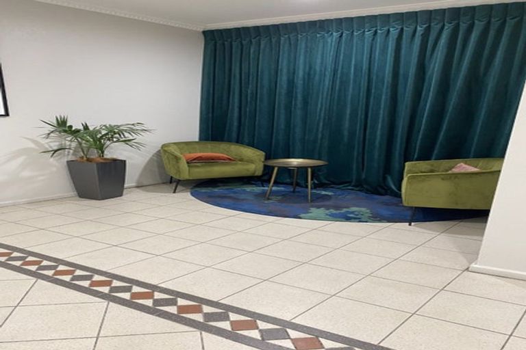 Photo of property in Atrium Towers, 7h/154 The Terrace, Wellington Central, Wellington, 6011