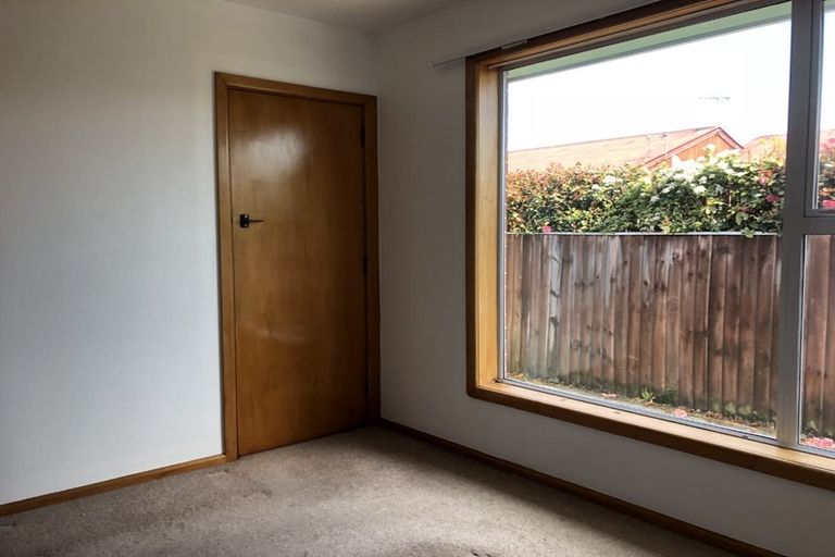 Photo of property in 6 Owens Terrace, Upper Riccarton, Christchurch, 8041
