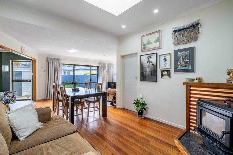 Photo of property in 42 Joseph Street, Waverley, Invercargill, 9810