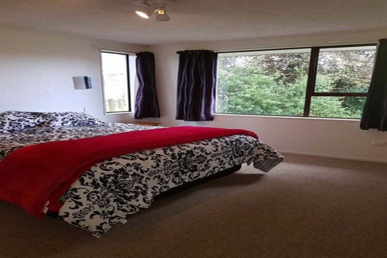 Photo of property in 33 Mackinnon Loop, Te Anau, 9600