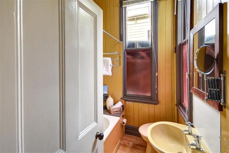 Photo of property in 10 Heriot Row, Dunedin Central, Dunedin, 9016