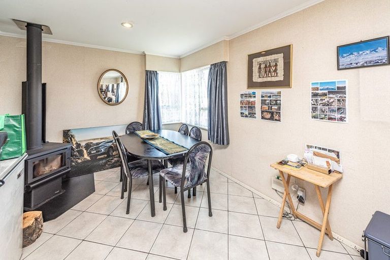 Photo of property in 32 Hood Street, Castlecliff, Whanganui, 4501