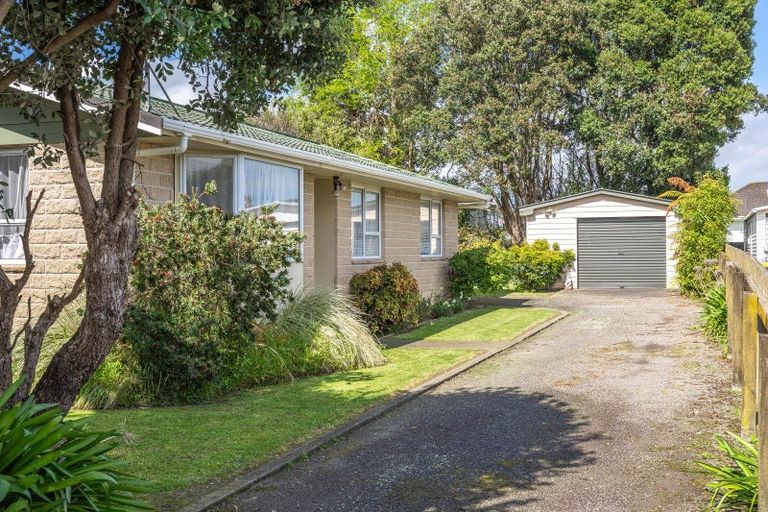 Photo of property in 31 Raukawa Street, Otaki, 5512
