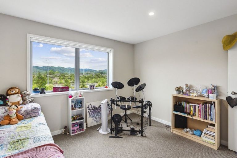 Photo of property in 39 Te Ara Kawakahia, Waikanae, 5036