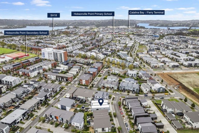 Photo of property in 5 Walter Merton Road, Hobsonville, Auckland, 0616