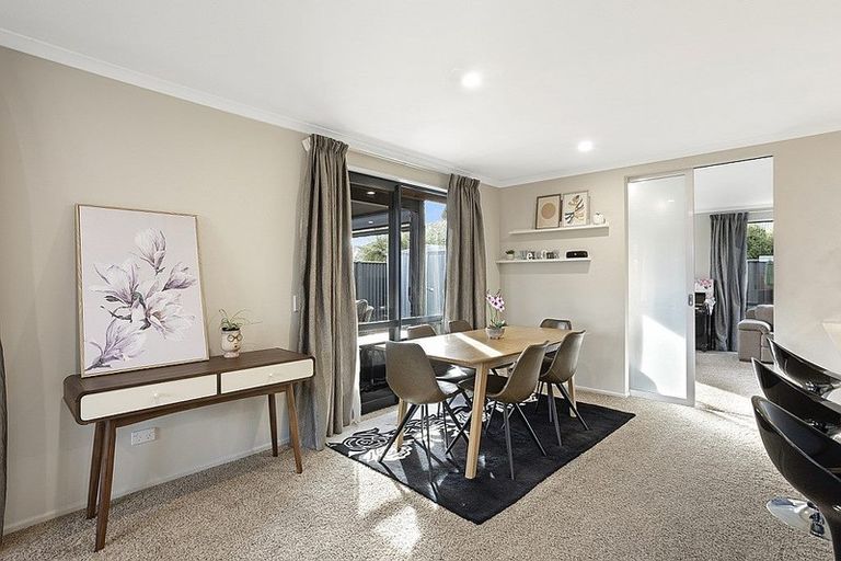 Photo of property in 10 Didham Drive, Mosgiel, 9024