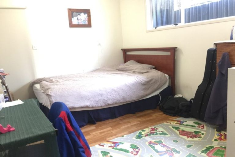 Photo of property in 2/71 Howe Street, Howick, Auckland, 2014