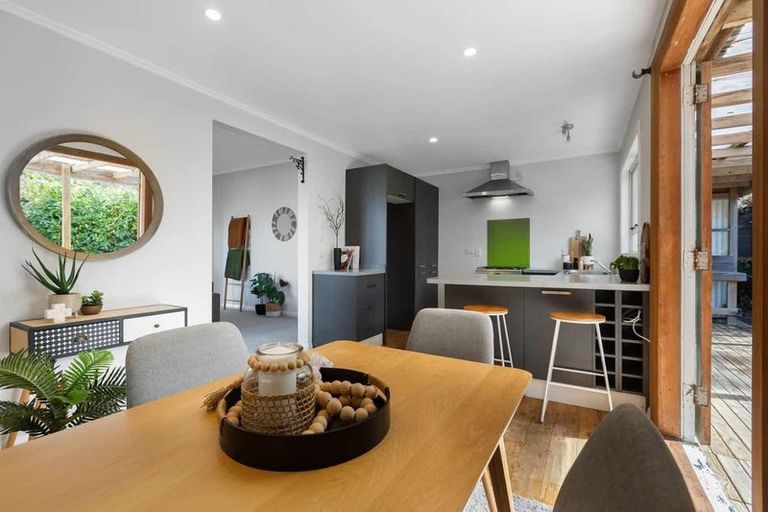 Photo of property in 195 Ngamotu Road, Spotswood, New Plymouth, 4310