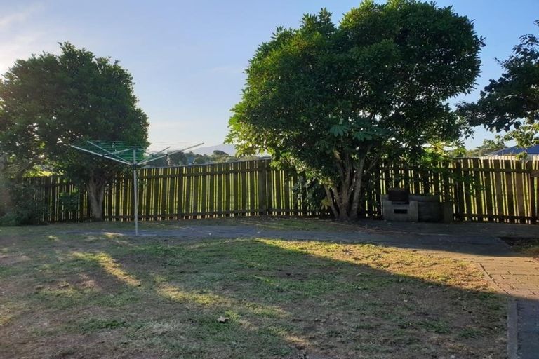 Photo of property in 22 Linwood Drive, Paraparaumu, 5032