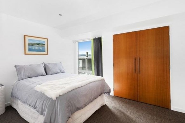 Photo of property in 117 Marine Parade, Seatoun, Wellington, 6022