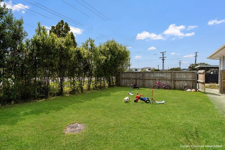 Photo of property in 135 Clevedon Road, Papakura, 2110