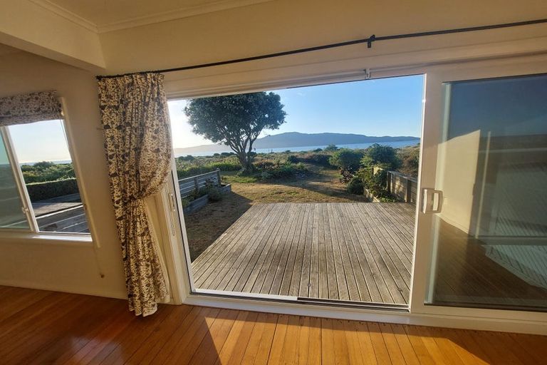 Photo of property in 127-129 Manly Street, Paraparaumu Beach, Paraparaumu, 5032