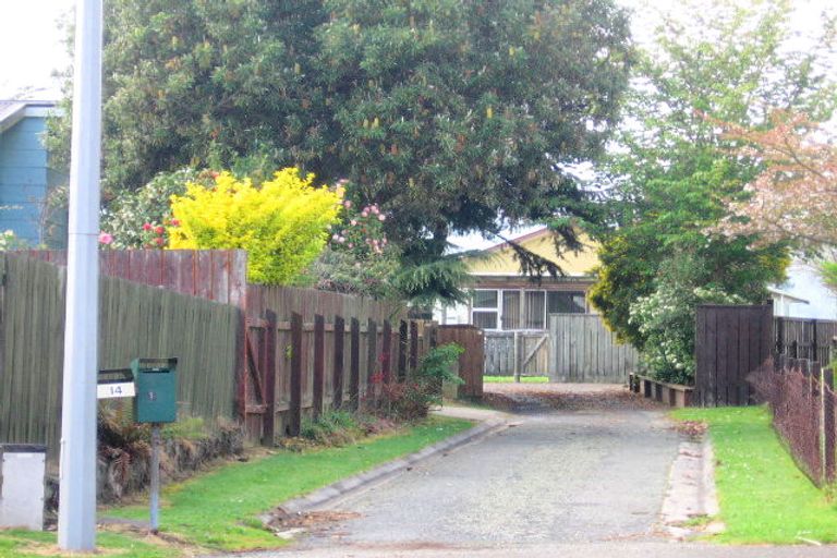 Photo of property in 12 Cedar Place, Owhata, Rotorua, 3010