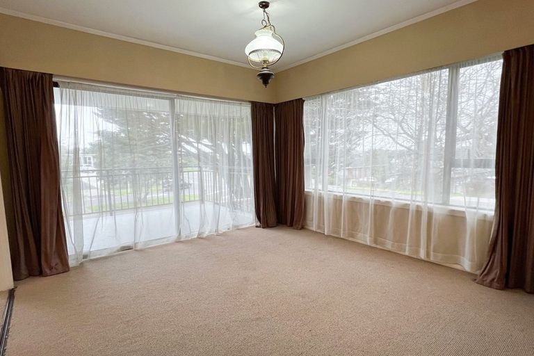 Photo of property in 2 The Boulevard, Sunnyhills, Auckland, 2010