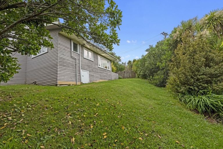 Photo of property in 79 Hebron Road, Waiake, Auckland, 0630