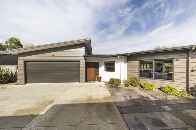 Photo of property in 84d Roy Street, Palmerston North, 4410