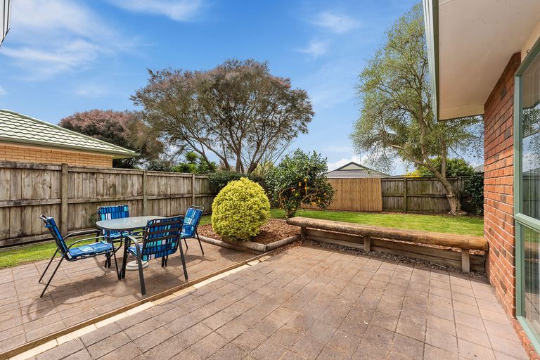 Photo of property in 25 Newfield Drive, Fairview Downs, Hamilton, 3214