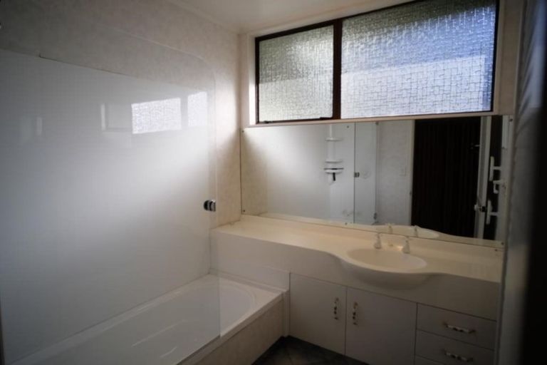 Photo of property in 54 Discovery Drive, Whitby, Porirua, 5024