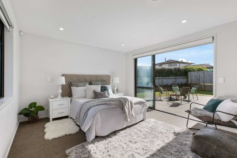 Photo of property in 7 Brian Cowley Place, Tuakau, 2121