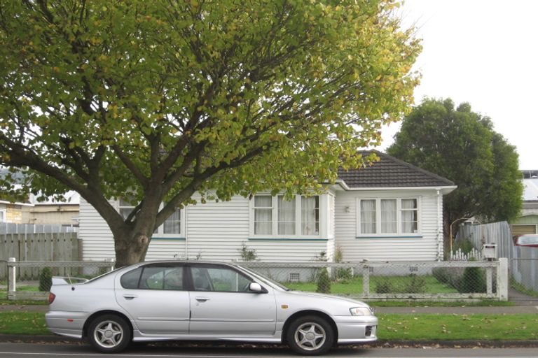 Photo of property in 97 Naenae Road, Naenae, Lower Hutt, 5011