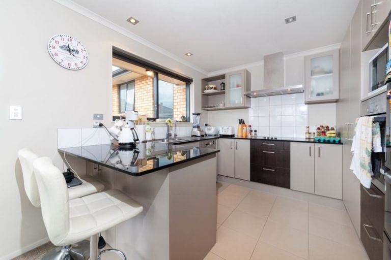 Photo of property in 61 Tiriwa Drive, Massey, Auckland, 0614