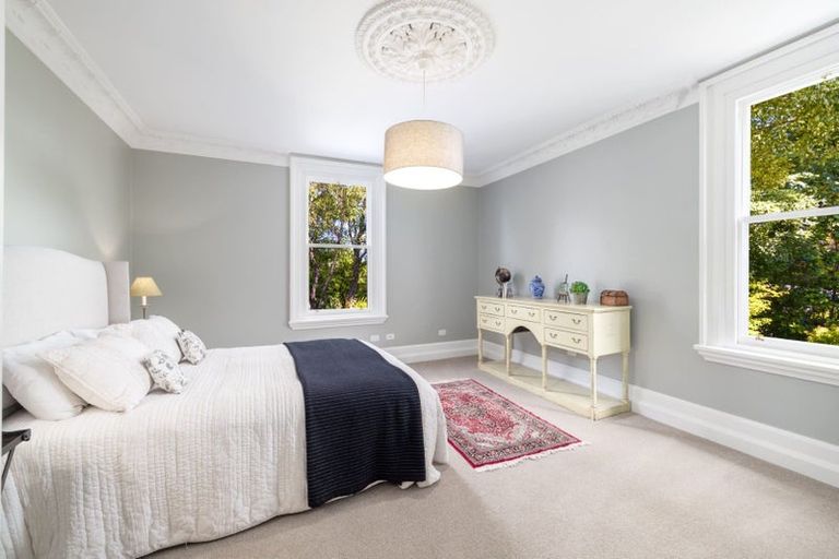 Photo of property in Chilcombe Homestead, 4 Medbury Terrace, Fendalton, Christchurch, 8041