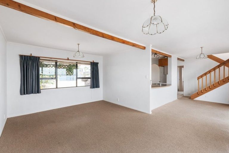 Photo of property in 87 Harbour View Road, Omokoroa, 3114