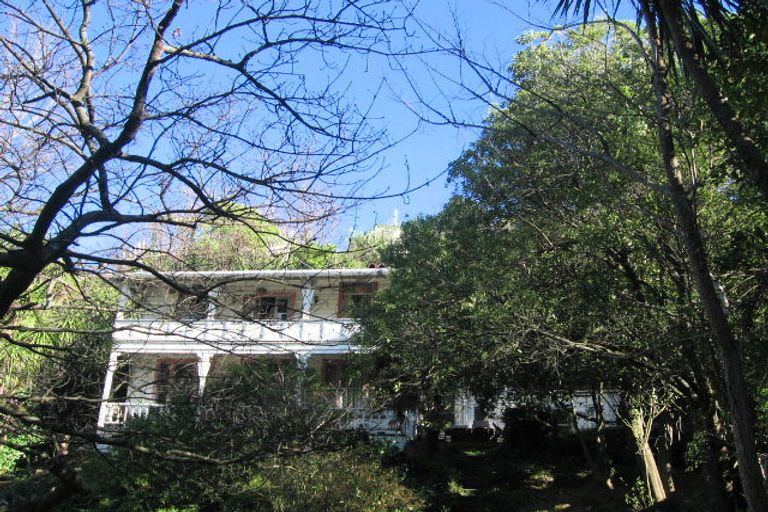 Photo of property in 10 Priestley Road, Bluff Hill, Napier, 4110