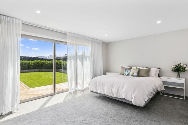 Photo of property in 18 Carrick Place, Mosgiel, 9024