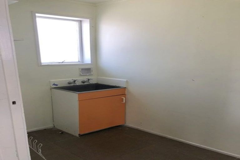 Photo of property in 11 Tennyson Street, Northcote Point, Auckland, 0627