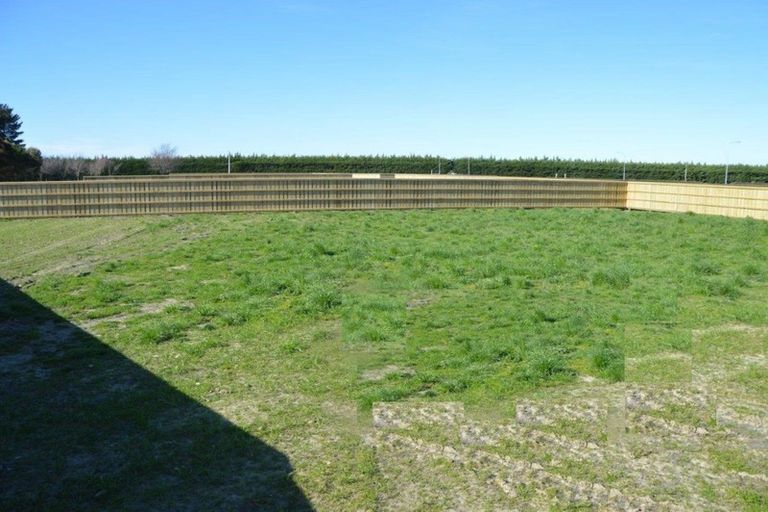 Photo of property in 25d Plover Avenue, Amberley, 7410