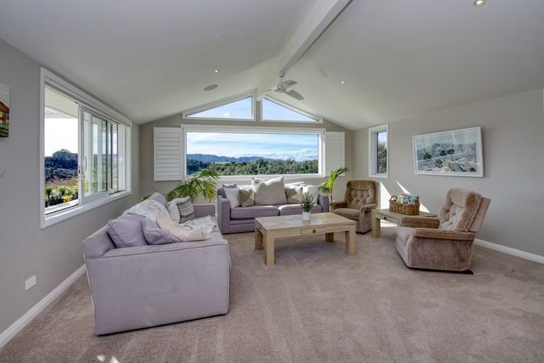 Photo of property in 33 Rua Road, Mangawhai, 0573