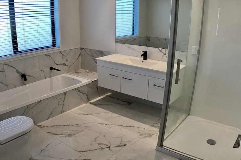 Photo of property in 3 Kihi Place, Ruakaka, 0116