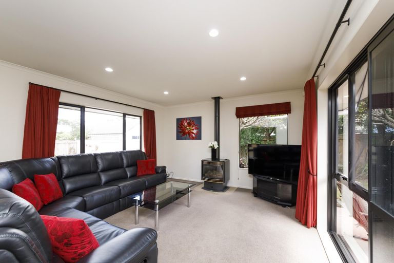 Photo of property in 28a Rainforth Street, Roslyn, Palmerston North, 4414