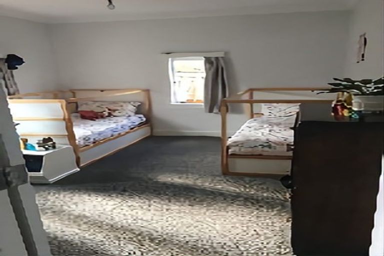 Photo of property in 310 West Coast Road, Glen Eden, Auckland, 0602