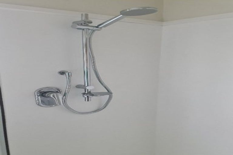 Photo of property in 15 Stewart Place, Melville, Hamilton, 3206