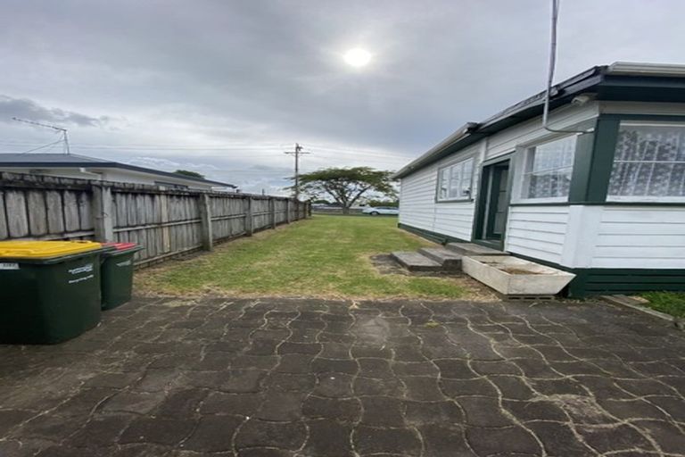 Photo of property in 1/27 Railway Street West, Papakura, 2110