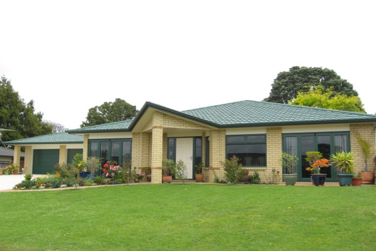Photo of property in 4 Jacaranda Court, Pukekohe, 2120