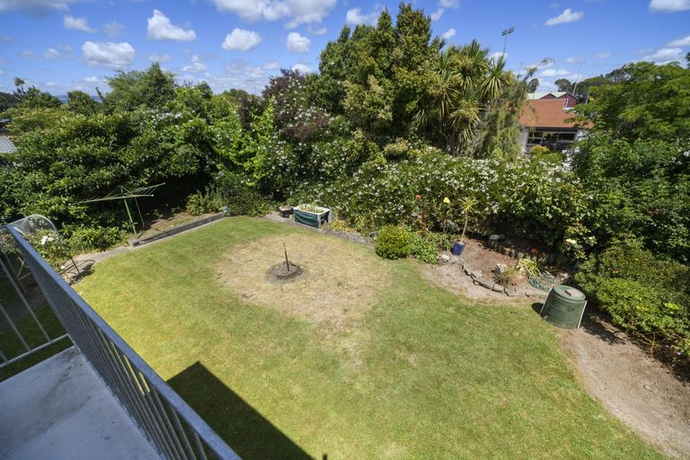 Photo of property in 17 Rennie Avenue, Milson, Palmerston North, 4414
