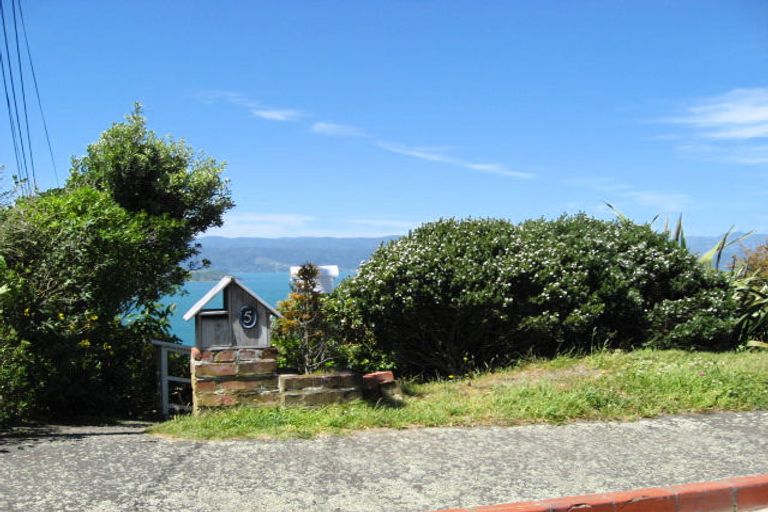 Photo of property in 5a Ravi Street, Khandallah, Wellington, 6035