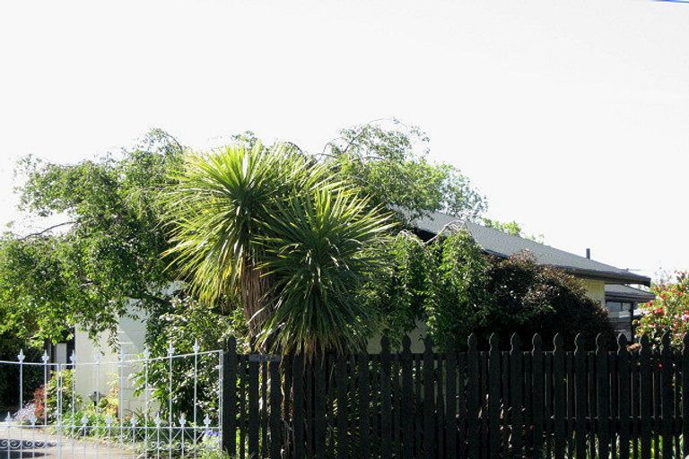 Photo of property in 101 Prestons Road, Redwood, Christchurch, 8051