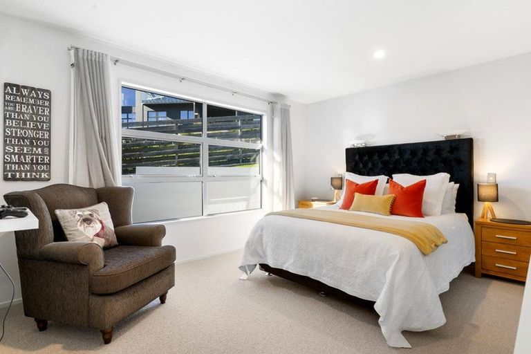 Photo of property in 16 Quarry Hill Terrace, Kennedys Bush, Christchurch, 8025